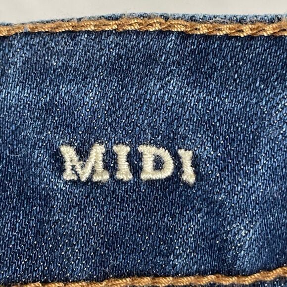 American Eagle Outfitter’s Super Super Stretch Distressed Midi Short - Women’s 4 - Picture 6 of 6